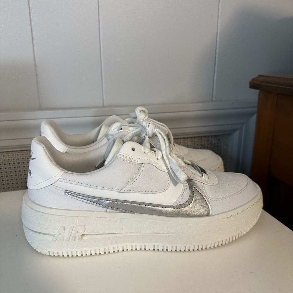 Nike Air Force 1 PLT.AF.ORM